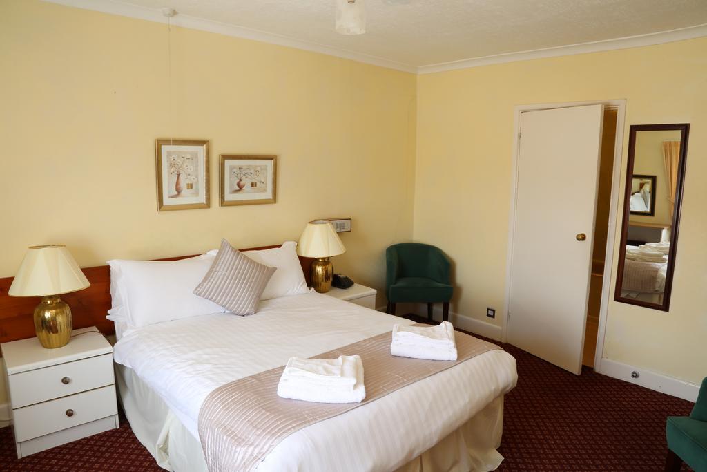 Westberry Hotel Бодмин Экстерьер фото